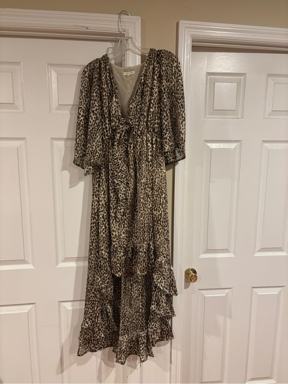 Leopard Print Tiered V-Neck Maxi Dress - Neutral